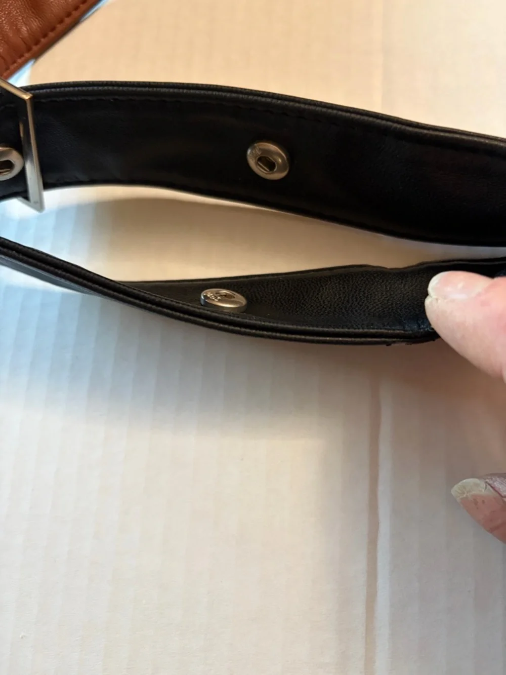 Sash Bag Reversible Black Cognac Brown Vegan Leather Crossbody Sling EUC - Picture 7 of 14